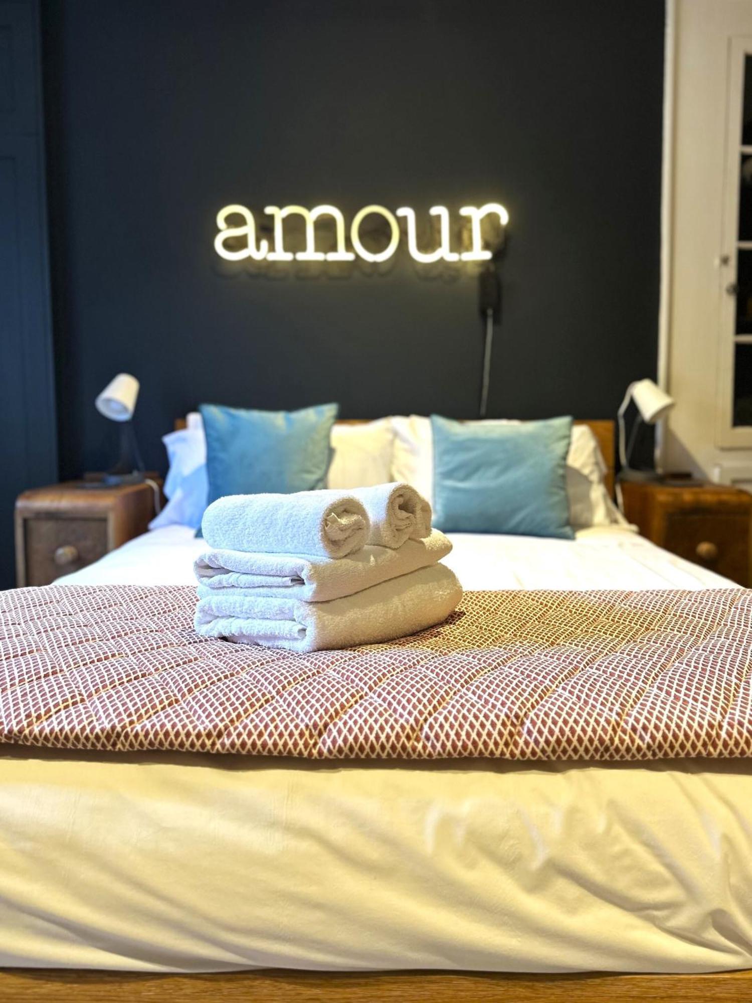 Unique Clifton Apartment On Historic Crescent Bristol Ruang foto
