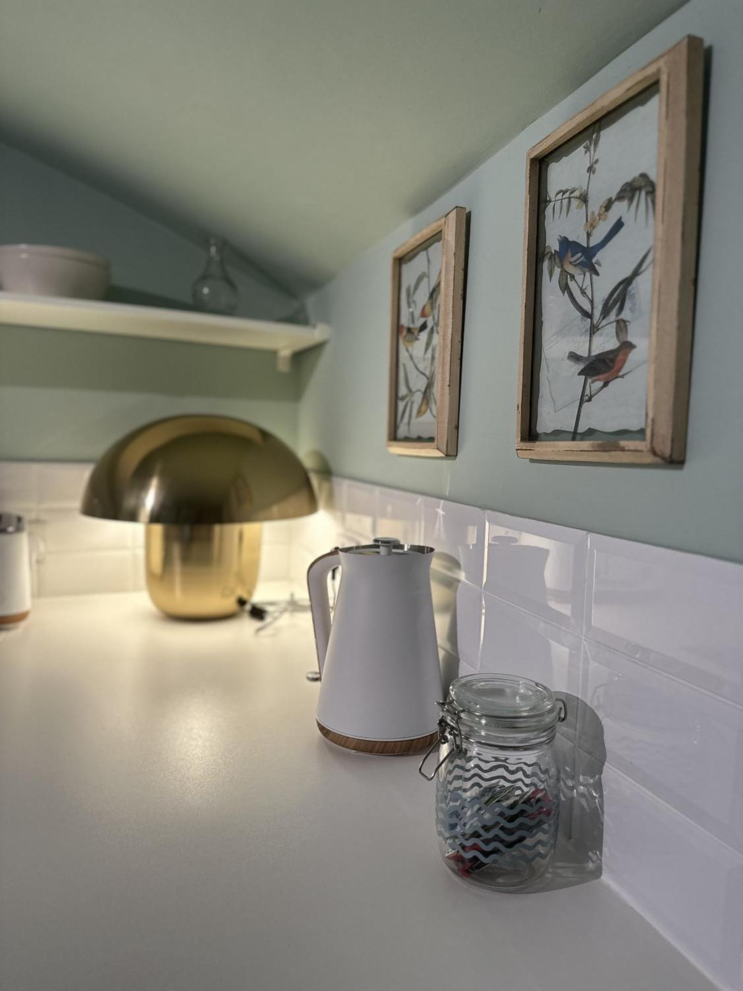 Unique Clifton Apartment On Historic Crescent Bristol Bagian luar foto